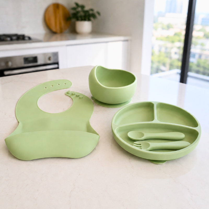 Snuglie™ TidyBites Baby Feeding Set - view 2