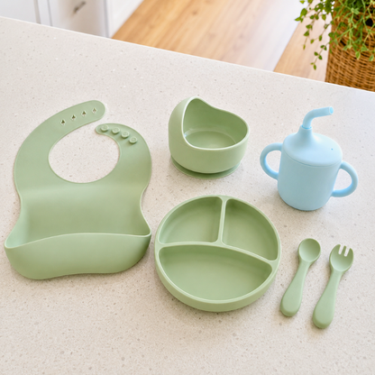 Snuglie™ Mess-Free Mealtime Duo - view 2